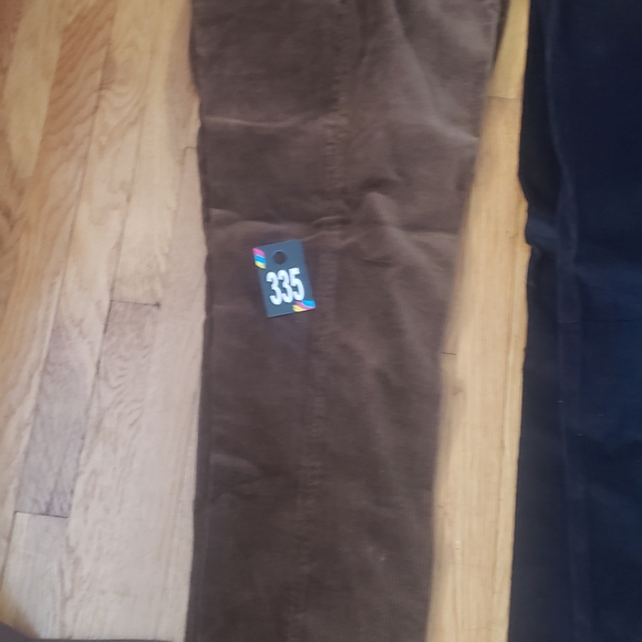 Mens khakis and Chino pants - Picture 6 of 13